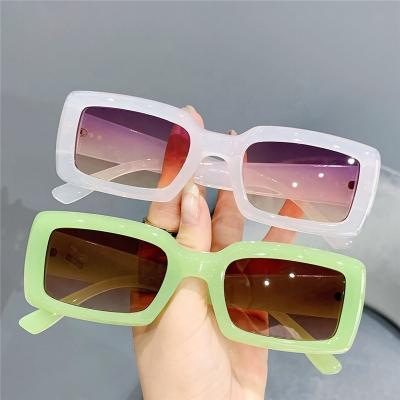 China Newest Small Frame Rectangle Small Square Sunglasses Cheap Women Shade Sunglasses 2022 Women UV400 for sale