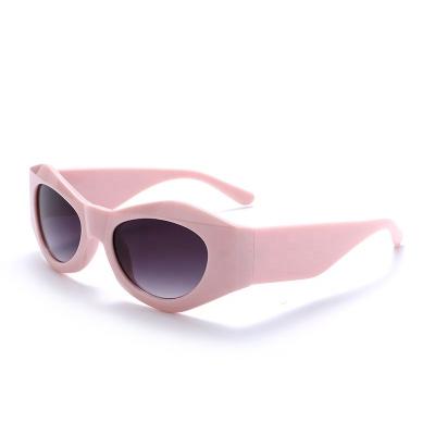 China Fashionable Irregular Sun Glasses Women Vintage Polygon Punk Sun Glasses For Men UV400 Shading Wide Frames Fashion Eyewear for sale