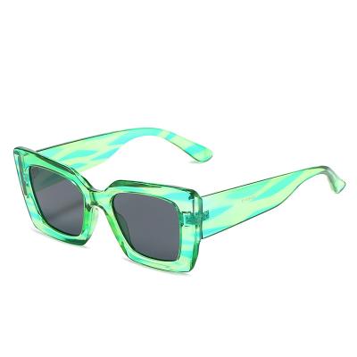 China Cat Eye 2022 Fashion Colorful Oversized Square Fashion Men Women Sun Glasses Shading Sun Glasses 2021 for sale