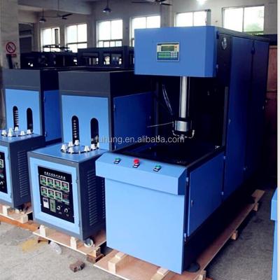 China Full Automatic 2cavities 4 Bottle Caviteis 5 Liter Pet Beverage Bottle Making Machine Price for sale