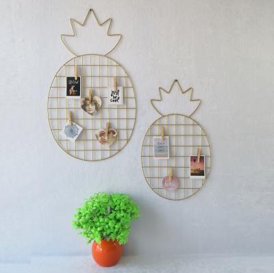 China Metal Jewelry Organizer Rack Pineapple Shape Picture Wall Hanger Storage Hanging Holder For Earring Necklace Photo for sale