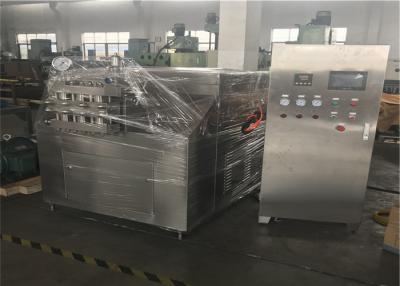 Cina omogeneizzatore ad alta pressione del pistone 15000L quattro per il certificato del CE della centrale del latte in vendita