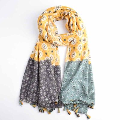 China Wholesale 2020 Latest Style Print Women's Yellow Scarf Bohemian Floral Print Cotton Ethnic Retro Scarf Top Sales for sale