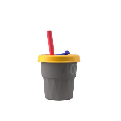 China Heat Resistant Drop Proof Kids Sustainable Silicone Cup With Straw Baby Learn To Drink Cup for sale