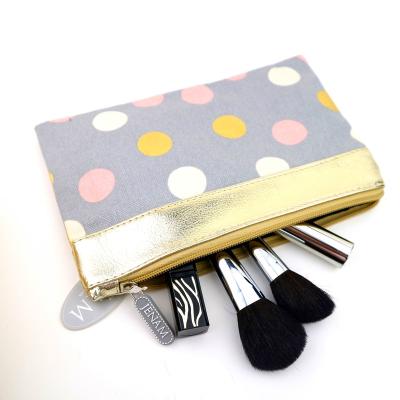 China Lady Travel Beauty Zipper Pouch Cosmetic Stitch Bag For Ladies for sale