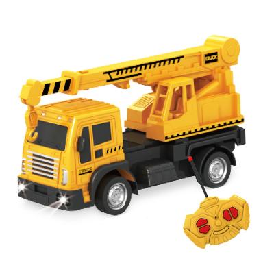 China Wholesale rc scale 1:30 scale RC hobby kids crane truck remote control toy with road sign for sale