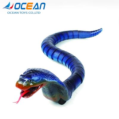 China Tale Telescopic / Swing Tail Best Selling Products 2018 Remote Control Snake Toy With Infrared Ray In USA for sale