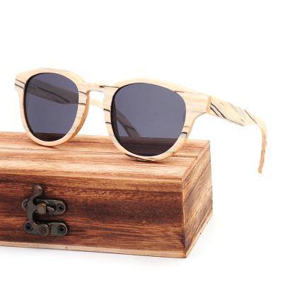 China Handmade Hombre Marcos de gafas de chine sol sunglasses fashion des gafas de madera de nouvelles de propia de mark anteojos fashionable de gafas for sale