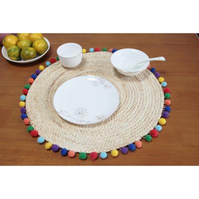 China Amazon Sustainable Top Selling Home Decoration Rattan Place Mat Eco-Friendly Woven Round Braided Straw Placemats Customized Table Mat for sale