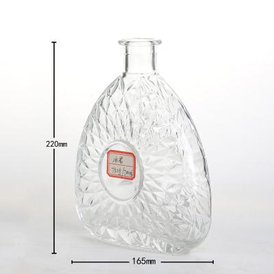 China High Quality Empty Round Beverage Glass Bottle With Cork White Glass Wine Bottle Bottle White Wine Glass for sale