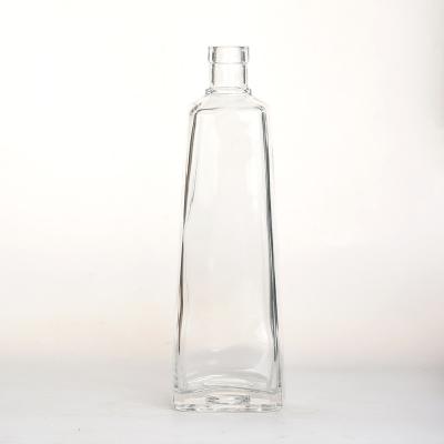 China Classic High Soda Transparent Clear Glass Wine Bottle Beverage Red Wine Wine Bottle Glass Bottle for sale