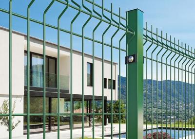 China Hot Dipped Galvanized 50×200mm 3D Security Fence 4mm Wire Diameter With Square Post for sale