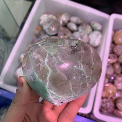 China Wholesale China Crystal Green Moonstone Crystal Heart Natural For Decoration for sale