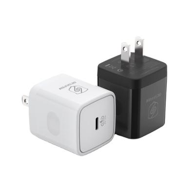 China 2022 Hot Sales Mobile Phone Products PD 20W Power Adapter Wall Charger For iphone 13 Type C Charger for sale