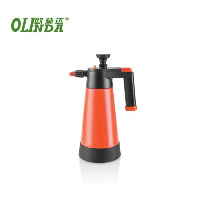 China Garden Best Price 1 1.5 2 Liter Garden Sprayer Hand Pump Plastic High Pressure Plant Spray Bottle for sale