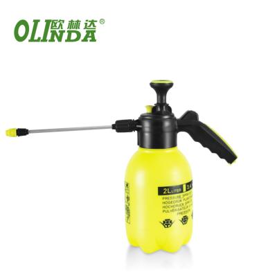 China Custom Plastic Garden Sprayer China Spray 2L Bottles Volume With Long Spout for sale