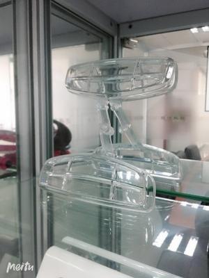 China OEM Painting Free Plastic Injection Parts Transparent High Gloss Complex for sale