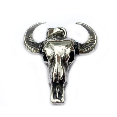 China Natural Resin Natural Resin Head Cattle Bull Horn Long Horn Pendant Accessories Classic Wholesale Classic Natural Pendant Gun for sale