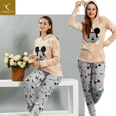 China Wholesale 2 Pcs QUICK DRY Winter Girls Animal Flannel Fleece Spotted Womens Pajamas Set for sale