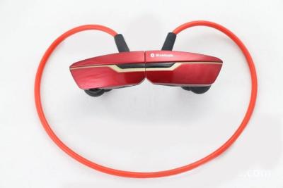 China Bluetooth invisível sem fio vermelho do auscultadores dos auriculares dos fones de ouvido da orelha no mini à venda