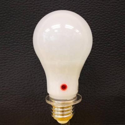 China Residential 5w 6w 7w 8w Led Bulb For Dusk To Be Born A19 A60 LED Day And Night Sense Light Bulb for sale