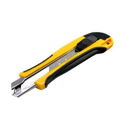 China New Eco - Friendly Arrive 18mm Promotional Blade Rubber Covered Utility Knife for sale