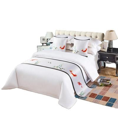 China Beautiful Canvas Nondisposable King Size Quilted Hotel Bed Throws Bed Runner For Hotel Home Wedding for sale