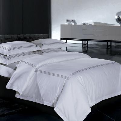 China Cheap Nondisposable Hotel Sheets Soft Premium Bedding Comforter Sets Wrinkle Hypoallergenic Fade Resistant Bedding Set for sale