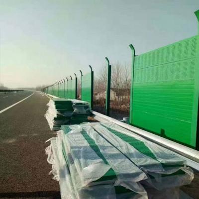 China Barreras acústicas rectangulares microporosas de carretera Pared de barrera acústica de plástico reforzada de vidrio en venta