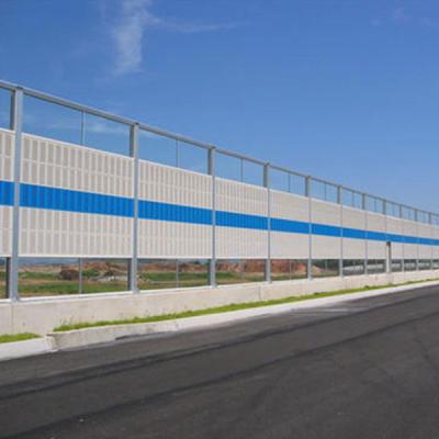 China Rectangular Green Highway Sound Barriers 2400*1000mm With Strong Pressure Resistant for sale