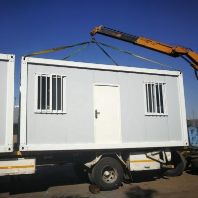 China Heat Resistant Ready Made Garment ISO Prefab TCGG Villa Housing China Steel Prefab Housing Prefab House for sale