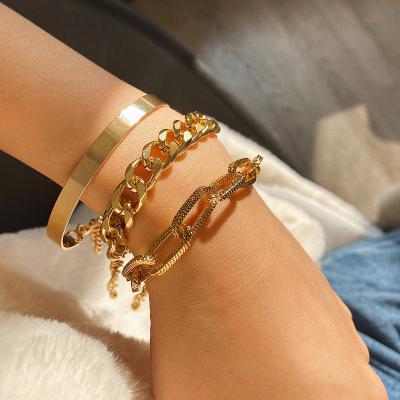 China FASHIONABLE Women's Jewelry Bracelets Gold Plated Stainless Steel Cubic Beads Handmade Bracelets for sale