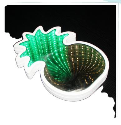 China Modern Fruit Pineapple Shape Table Light Christmas Decoration Mirror LED Tunnel Lamp for sale