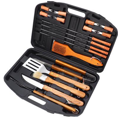 China Easily Cleaned BBQ Tools Multifunctional Food Clip Stainless BBQ Tools Grill Accessories Handle Heavy Duty Wooden BBQ Tool Kit for sale