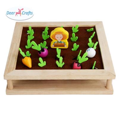 China Kids Education New Pretend Role Play Toy Sets Wooden Turnip Pulling Beads 2 in 1 for Children DA11139 for sale