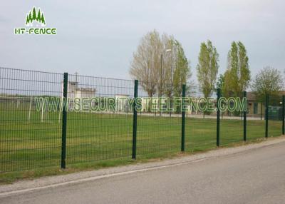 China Sunshine Proof 868 Double Loop Wire Fence , Green PVC Coated Wire Mesh Fencing  for sale