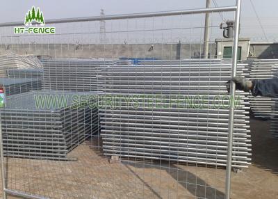 China Anti UV Temporary Barrier Fencing , Temporary Security Fence With Round Pipe Frame for sale