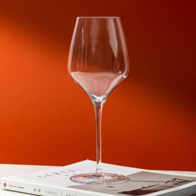 China Handgemachte trinkende Crystal Long Stem Red Wine-Glasgläser der Becher-600ml zu verkaufen