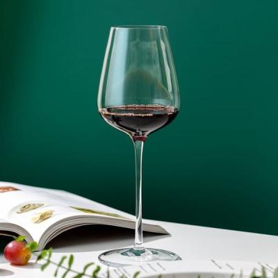 China 18 Unzen-trinkender Becher-transparenter 515ml langer Glasstamm Crystal Wine Glasses zu verkaufen