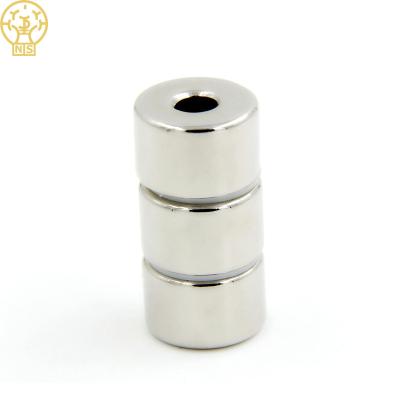 China Factory Monpole Industrial Chinese Neodymium Magnet Permanent Magnet JDM Cylinder With Hole n35 n52 for sale