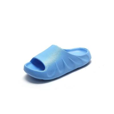 China New production Anti-odor program solid color terry slippers non-slip children's home bathroom bathing shoes for sale