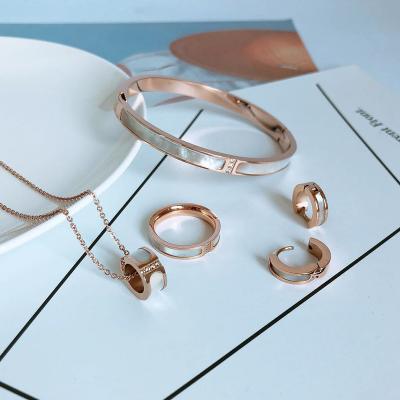 China FASHIONABLE Costume Women Shell Rose Gold Stainless Steel Fashion Jewelry Designer Set for sale