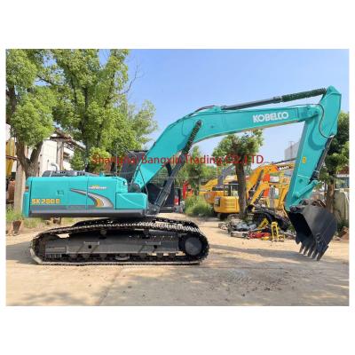 China Excavadora mini Kobelco SK200 con bomba hidráulica original Excavadora de rastreo usada en venta