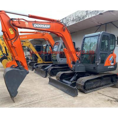 China Yes We Can Inspection Used Doosan Excavator 6 Ton in Shanghai 0.25 Bucket Capacity for sale