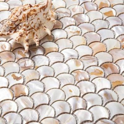 China Irregular Fishbone Mosaic Shell Seashell Mosaic Fish Scales Flooring à venda