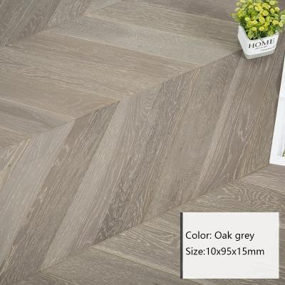 Κίνα Chevron Walnut Solid Wood Flooring Traditional Herringbone Waterproof Parquet προς πώληση