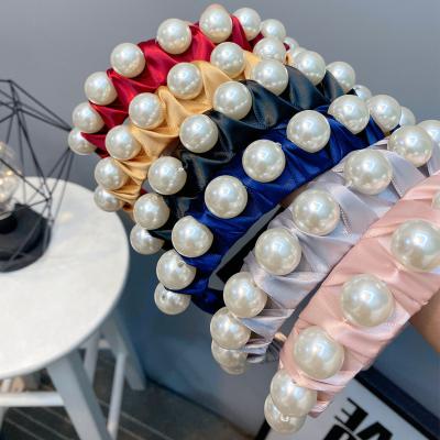 China 2022 Fashion New Design Beautiful Fashion Pearl Circle Hair Wear Face Wash Hair Accessory for sale