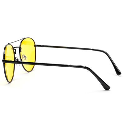 Chine Night Vision Glasses For Driving Factory Professional Metal Daytime Yellow Polarized Glasses With Night Vision For Bike Training à vendre