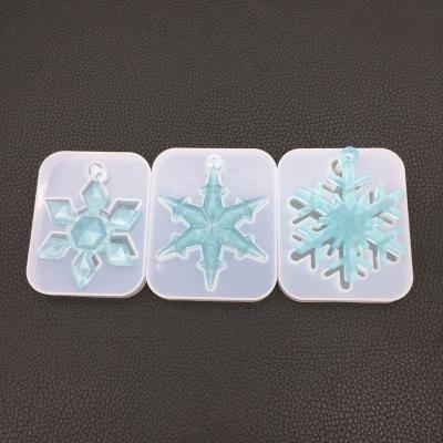 China New Viable Arrive Snowflake Silicone Pendant Mold For Jewelry Making Resin Silicon Snowflake Shape Mold for sale