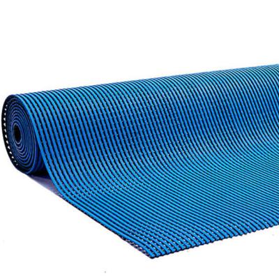 Chine Anti longueur épaisse de la piscine 1cm 900cm de Mats To Go Under Paddling de piscine de glissement de cerceau ouvert à vendre